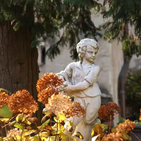 Schloss Suessenstein * Huettenberg