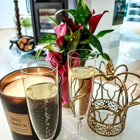 Schloss Suessenstein בית הארחה Huettenberg