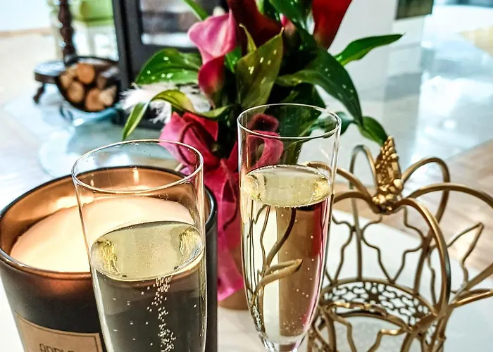 Schloss Suessenstein בית הארחה Huettenberg