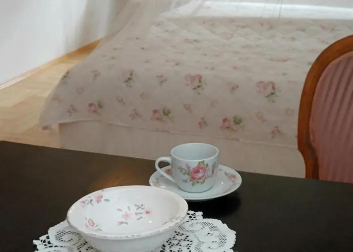 Schloss Suessenstein 招待所 Huettenberg